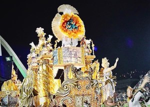 Carnival parade / Rio Carnival @ Kirsten K Kester | InsightandVisions.com