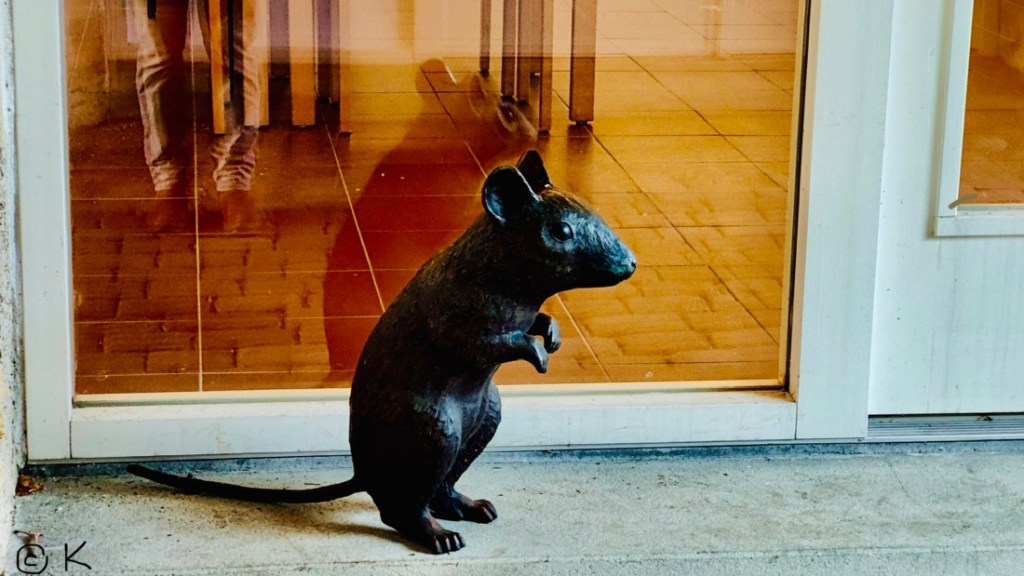 Kastrupgårdsamlingen / rat sculpture @ Kirsten K Kester | InsightandVisions.com ©